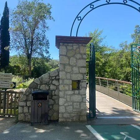 Au Village Yourhosthelper 아파트 빌뇌브루베